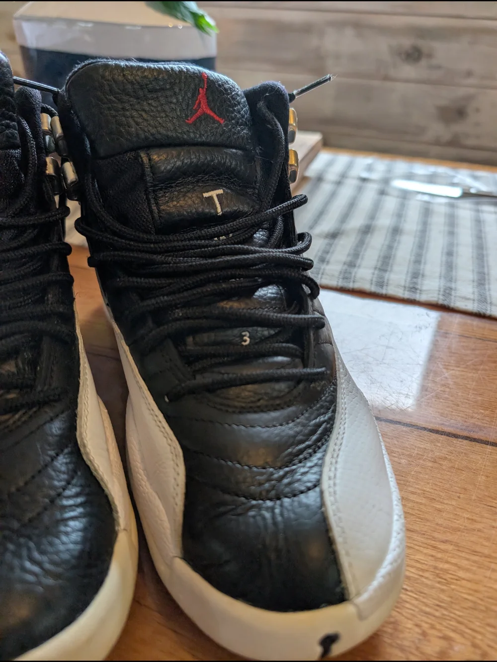 Air Jordan 12 Retro Black/White Men’s Basketball Shoes Size 9